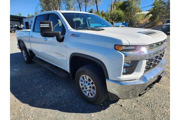 $37500 : Chevrolet Silverado 2500HD 2 image 8