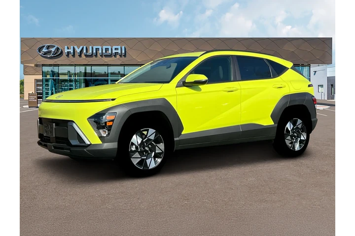 $26750 : Hyundai KONA 2025 AWD SEL Co image 2