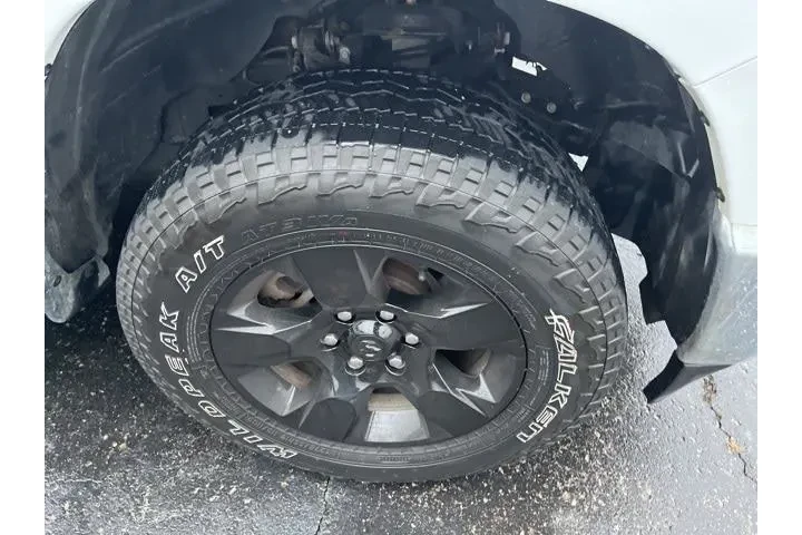 $31650 : Ram 1500 2022 4x4 Big Horn 4 image 8