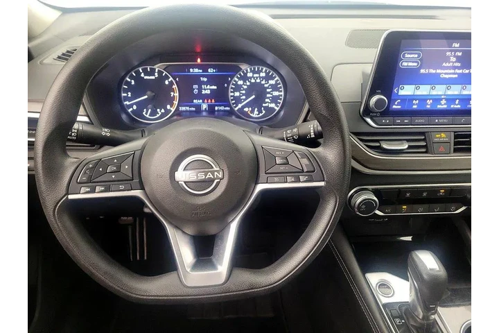 $19998 : Nissan Altima 2023 2.5 SV 4d image 10
