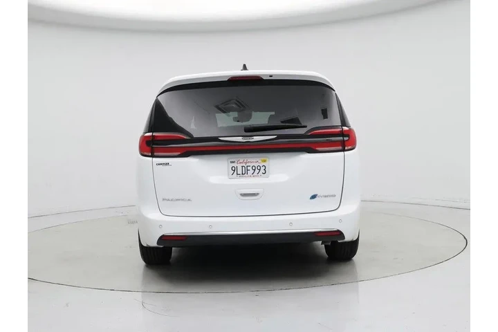 $33998 : Chrysler Pacifica Plug-In Hy image 6
