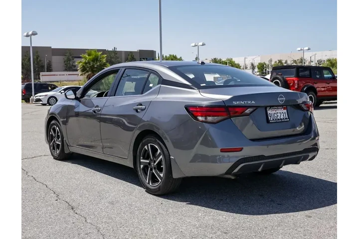 $20198 : Nissan Sentra 2025 SV 4dr Se image 6