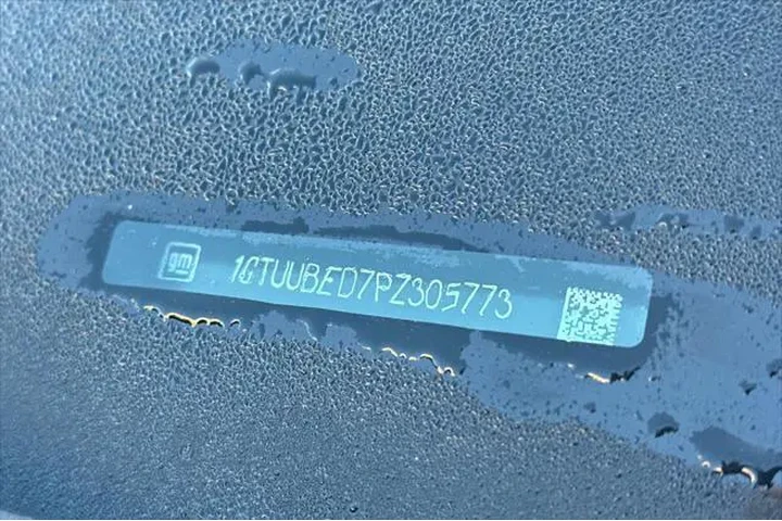 $36990 : GMC Sierra 1500 2023 4x4 SLE image 8