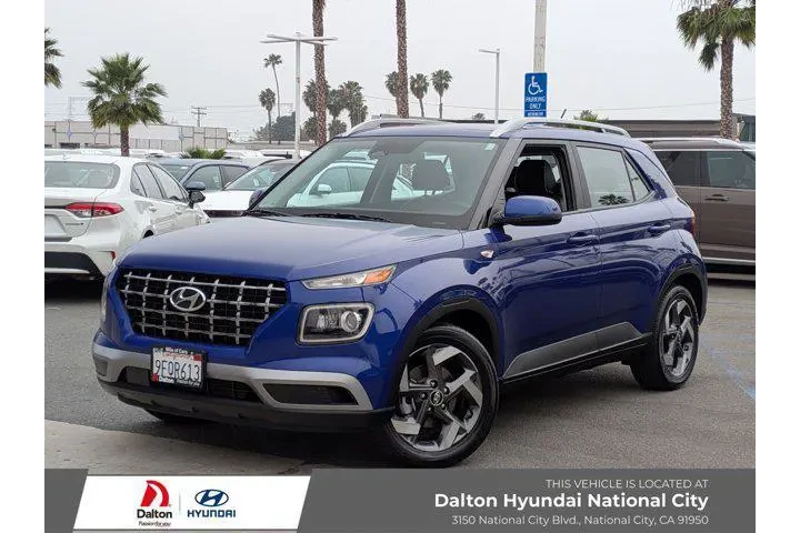 $18777 : Hyundai VENUE 2023 Limited 4 image 1