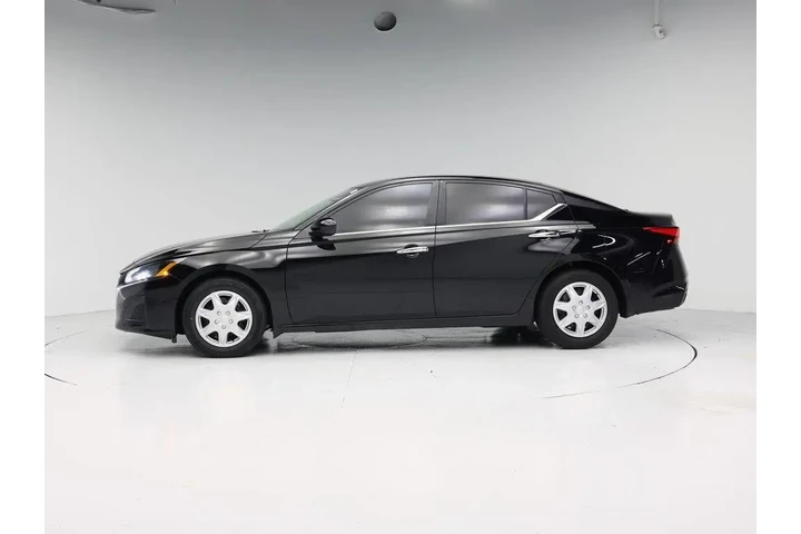$20998 : Nissan Altima 2023 2.5 S 4dr image 3
