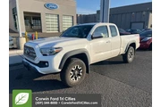 $26989 : Toyota Tacoma 2016 4x4 SR5 V thumbnail