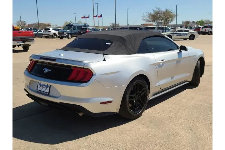 $18577 : Ford Mustang 2019 EcoBoost P image 5