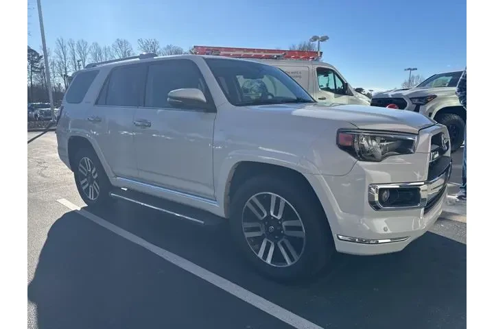 $28987 : Toyota 4Runner 2015 AWD Limi image 6