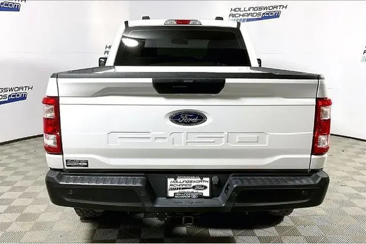 $32780 : Ford F-150 2023 4x2 XL 2dr R image 4