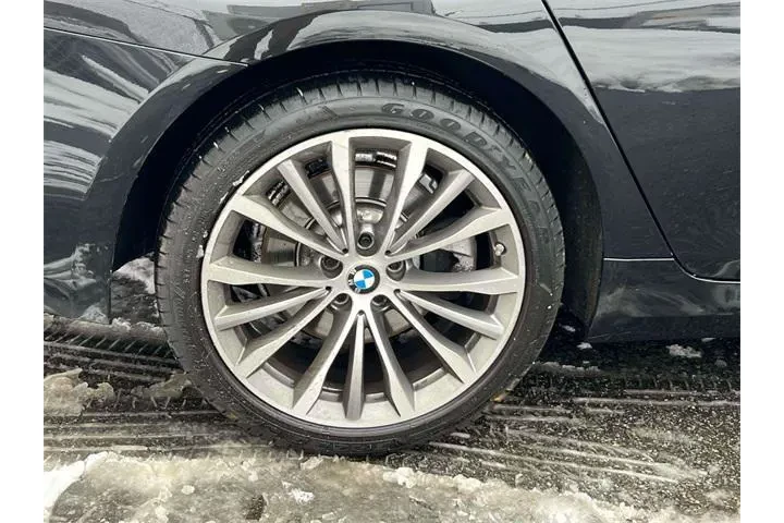 $28309 : BMW 5 Series 2022 AWD 530i x image 7