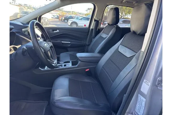 $15825 : Ford Escape 2019 AWD SE 4dr image 8