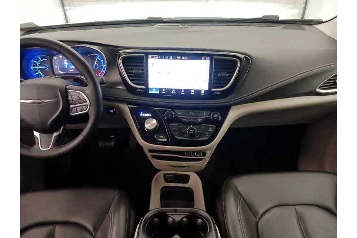 $32998 : Chrysler Pacifica Plug-In Hy image 9