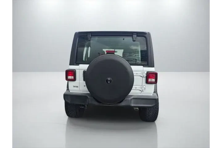 $27999 : Jeep Wrangler Unlimited 2022 image 2
