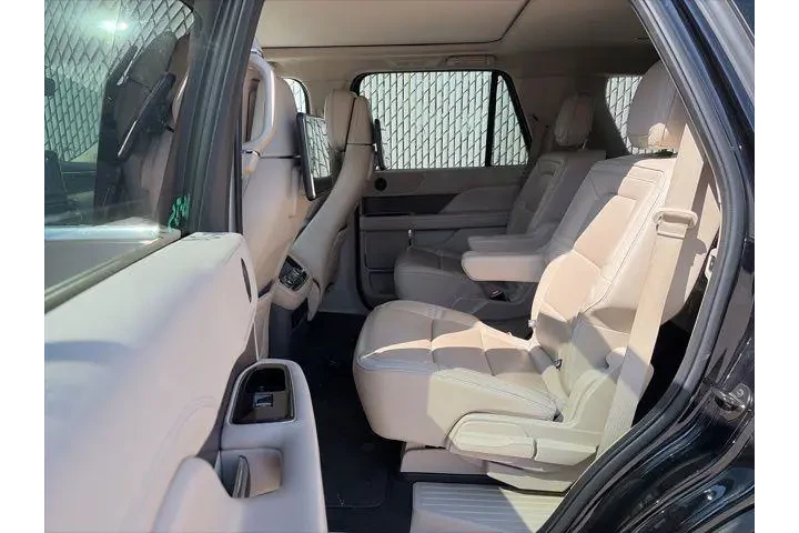 $34900 : Lincoln Navigator 2019 4x4 R image 6