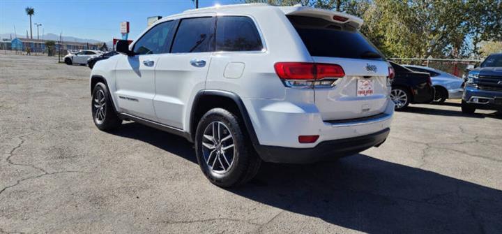 $18995 : 2019 Grand Cherokee Limited image 6