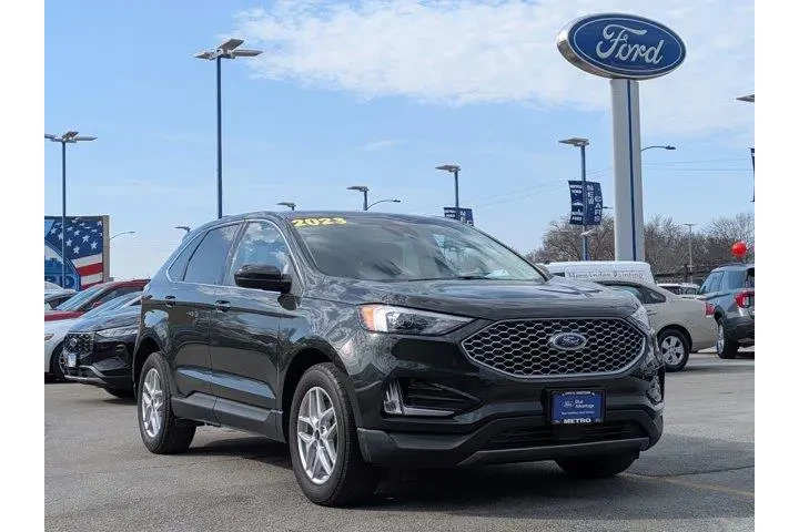 $23333 : Ford Edge 2023 AWD ST-Line 4 image 2