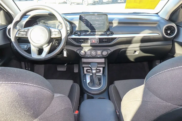 $18188 : 2024 Forte LXS image 10