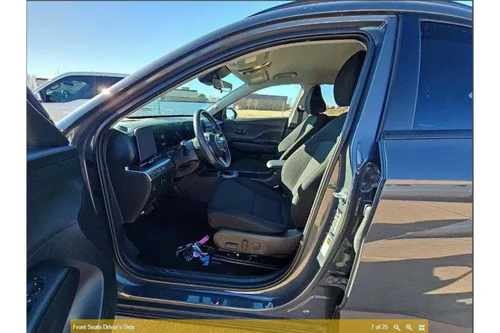 $24500 : Hyundai KONA 2025 AWD SEL 4d image 3