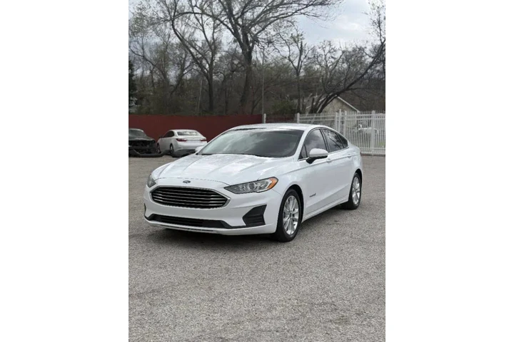 $7500 : 2019 Fusion Hybrid SE image 3