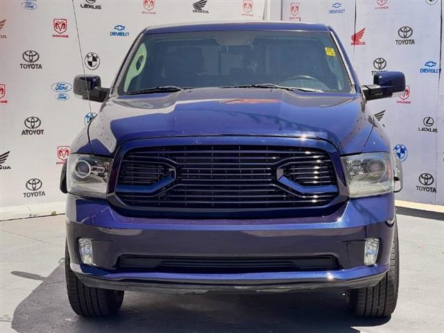 $27995 : Used 2015 1500 4WD Crew Cab 1 image 8