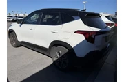$21588 : Kia Seltos 2024 S 4dr SUV thumbnail