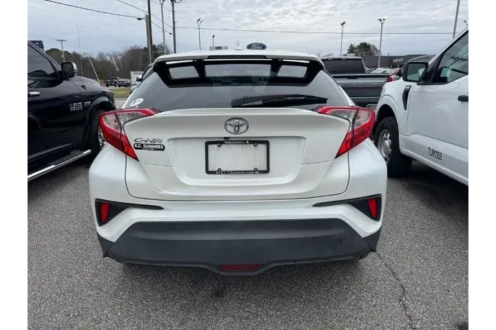 $18664 : Toyota C-HR 2018 XLE 4dr Cro image 6