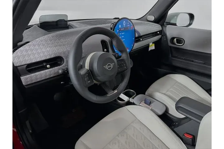 $37000 : MINI Hardtop 4 Door 2025 Coo image 9