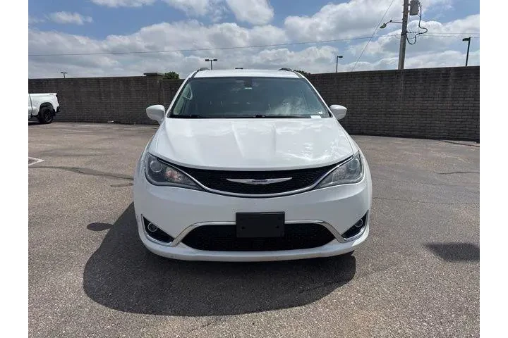 $17982 : Chrysler Pacifica 2020 Touri image 2