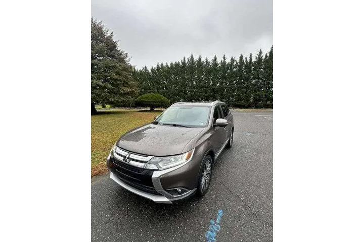 $9495 : Mitsubishi Outlander 2017 AW image 2