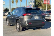 $26995 : Toyota RAV4 2023 XLE 4dr SUV thumbnail