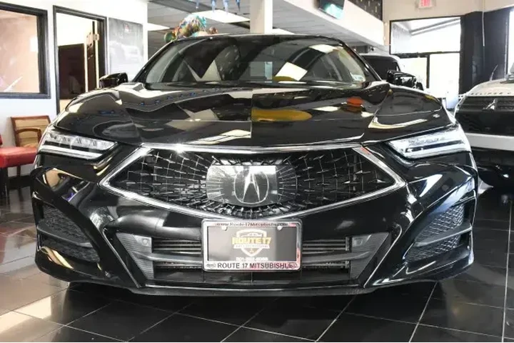 $28995 : Acura TLX 2023 4dr Sedan w/T image 2