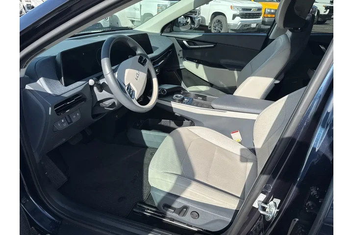 $23102 : Kia EV6 2023 Wind 4dr Crosso image 5