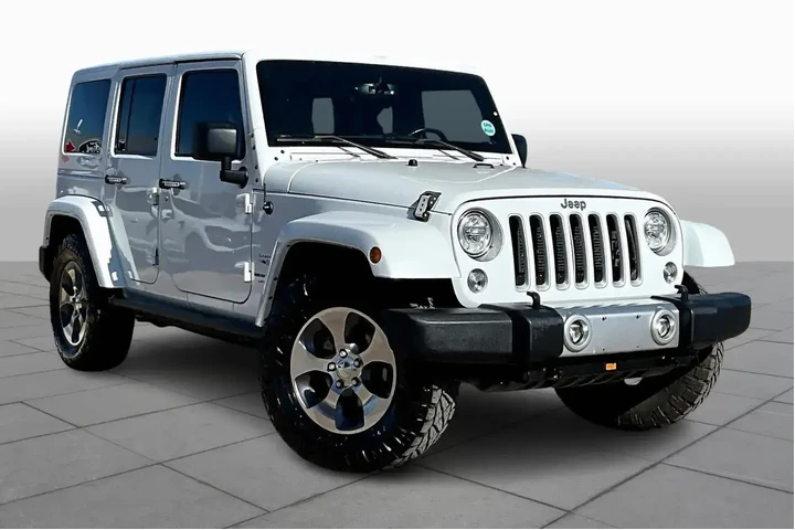$19896 : Jeep Wrangler JK Unlimited 2 image 2