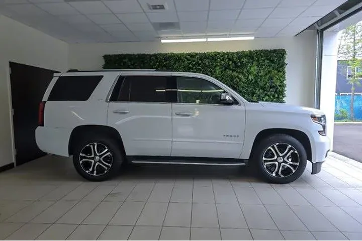 $27433 : Chevrolet Tahoe 2016 4x4 LTZ image 3