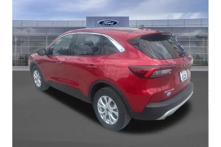 $20667 : Ford Escape 2023 AWD Active image 3