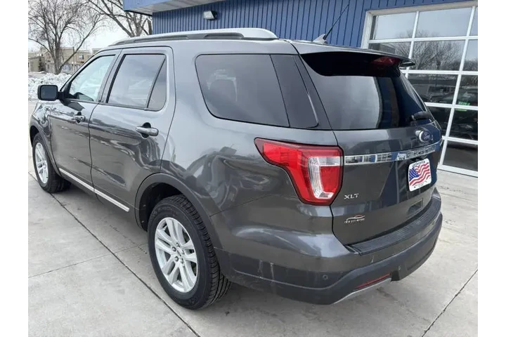 $17990 : 2019 Explorer XLT image 9