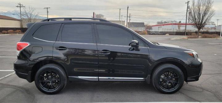 2018 Forester 2.0XT Touring image 10