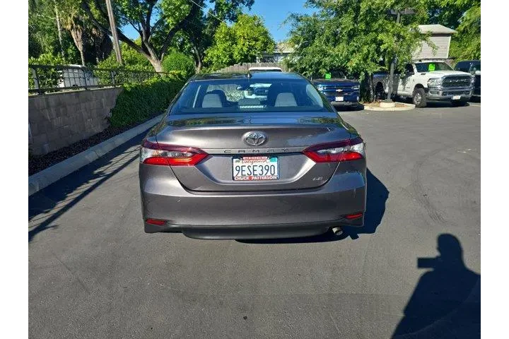 $24995 : Toyota Camry 2023 LE 4dr Sed image 4