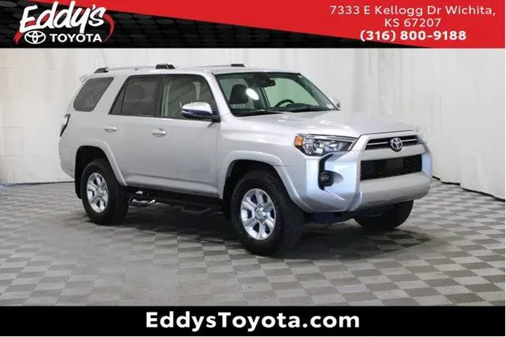 $42879 : Toyota 4Runner 2023 4x4 SR5 image 1