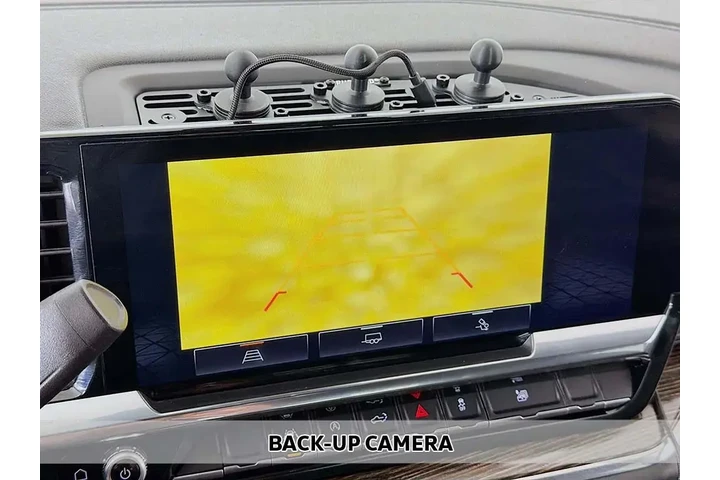 $39799 : GMC Sierra 1500 2025 4x4 SLE image 5