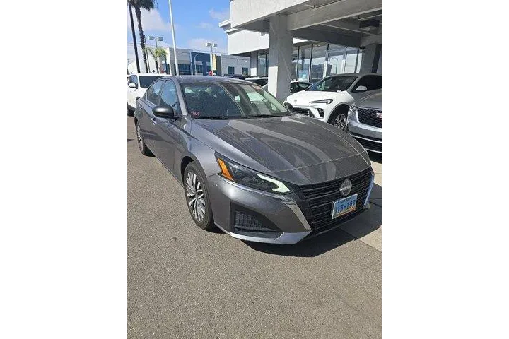 $19000 : Nissan Altima 2025 2.5 SV 4d image 2