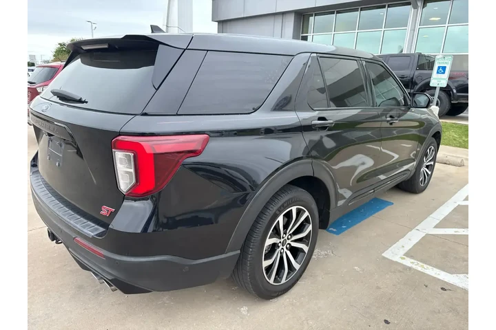 $26722 : Ford Explorer 2021 AWD ST 4d image 9