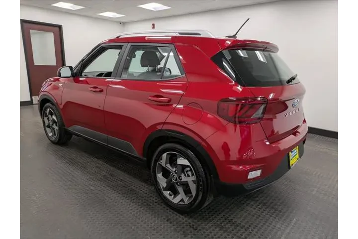 $19900 : Hyundai VENUE 2023 Limited 4 image 6