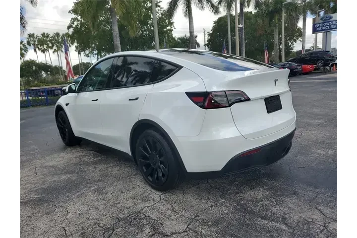 $31990 : Tesla Model Y 2024 Long Rang image 4