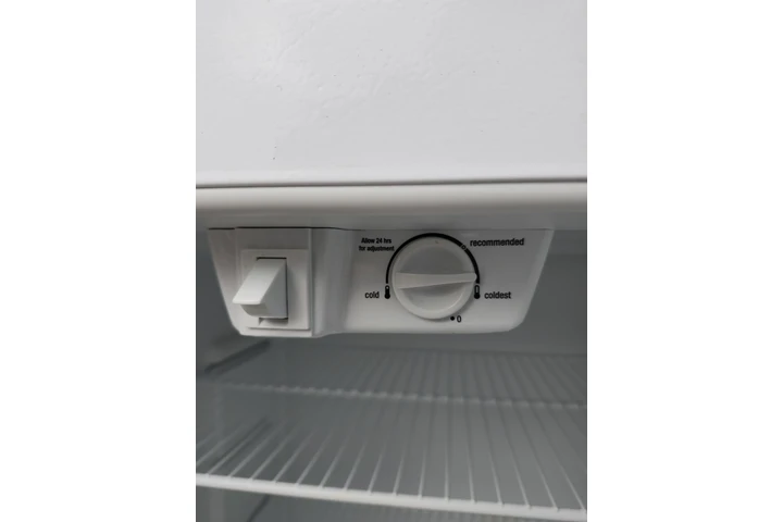 $250 : Refrigerador Frigidaire image 10