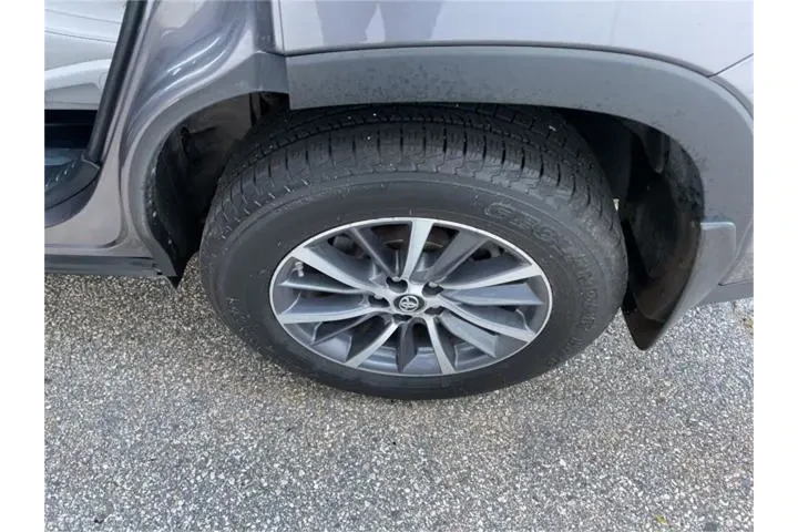 $22782 : Toyota Highlander 2019 AWD X image 10
