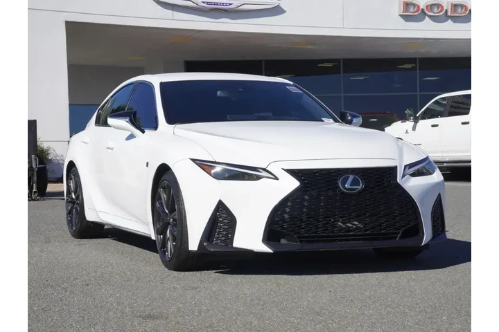 $38789 : Lexus IS 300 2024 F SPORT De image 2