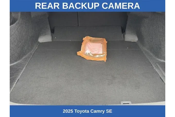 $29488 : Toyota Camry 2025 SE 4dr Sed image 10
