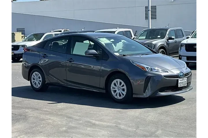 $23000 : Toyota Prius 2022 Nightshade image 3