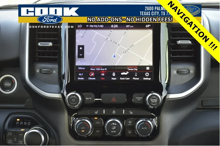 $32989 : Ram 1500 2021 4x4 Big Horn 4 image 4